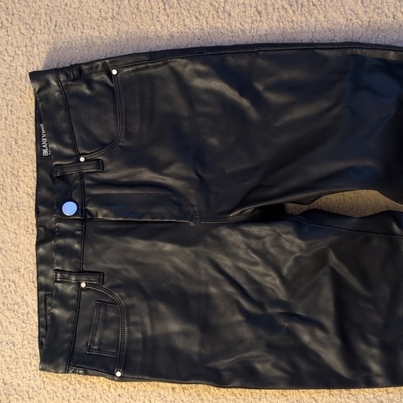 Blank NYC The Bond Faux Learher Skinny Leg Pants Size 29 - Picture 5 of 9